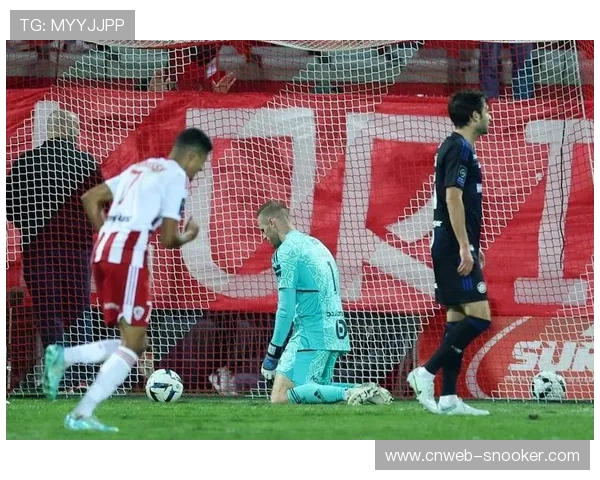 斯特拉斯堡快速反击先拔头筹，洛里昂防线反应迟缓